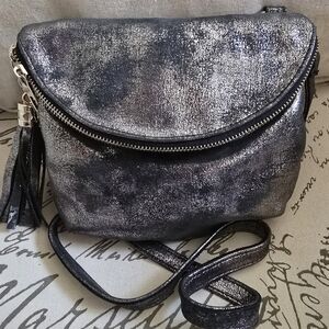 GG BOSS Leather Distressed Metallic finish Convertible Purse w/ tassel EUC